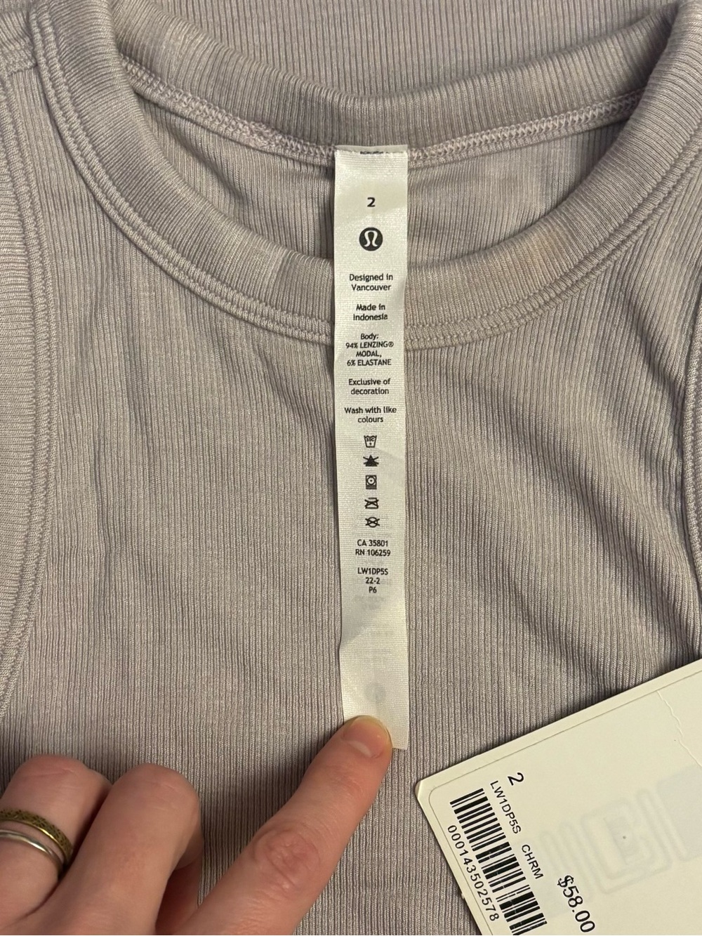 NWT Lululemon Hold Tight Tank Top Chrome Grey Size 2 Ribbed Crewneck - Picture 5 of 6